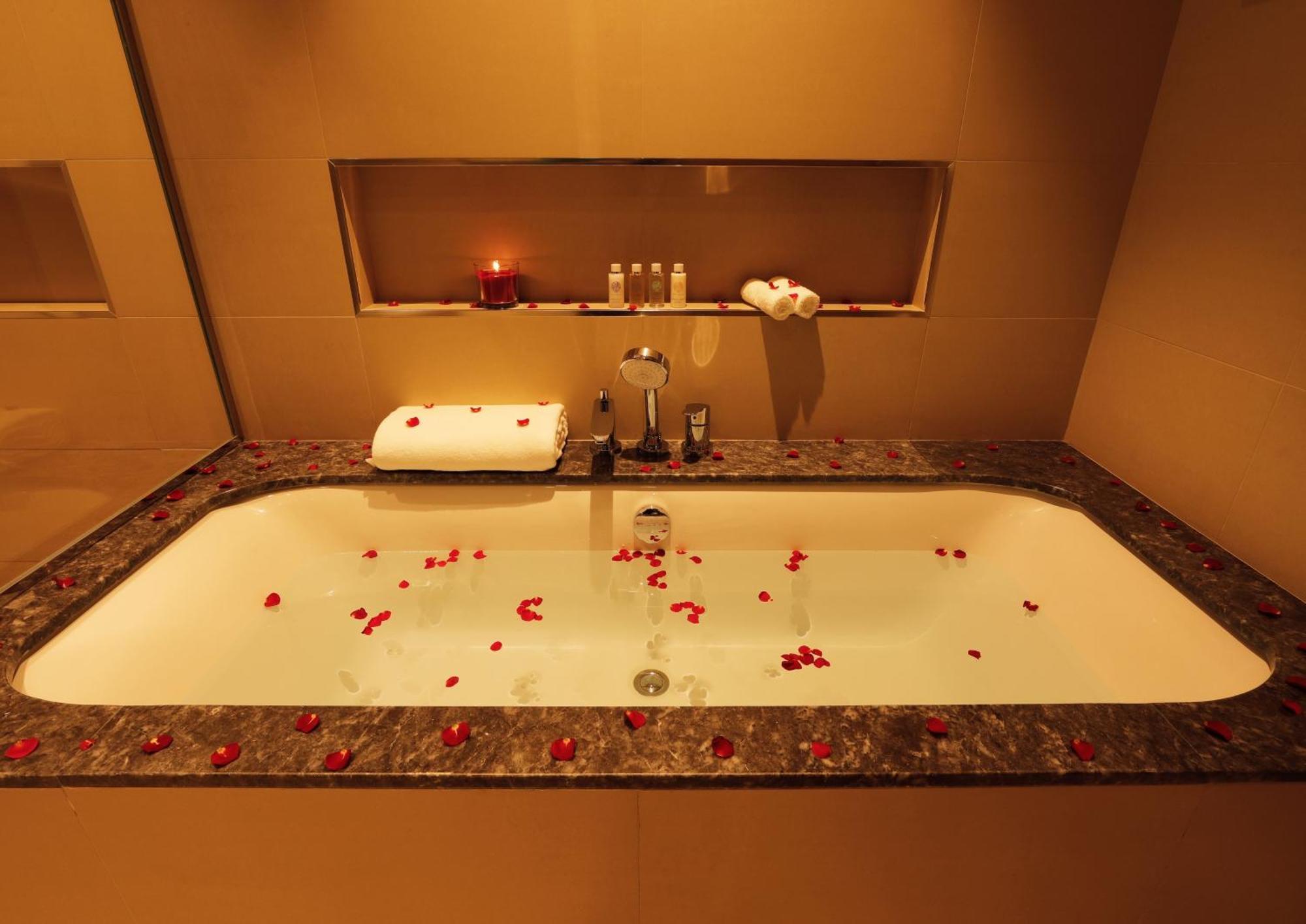 Elegant Apartment With Direct Access To Dubai Mall Ngoại thất bức ảnh